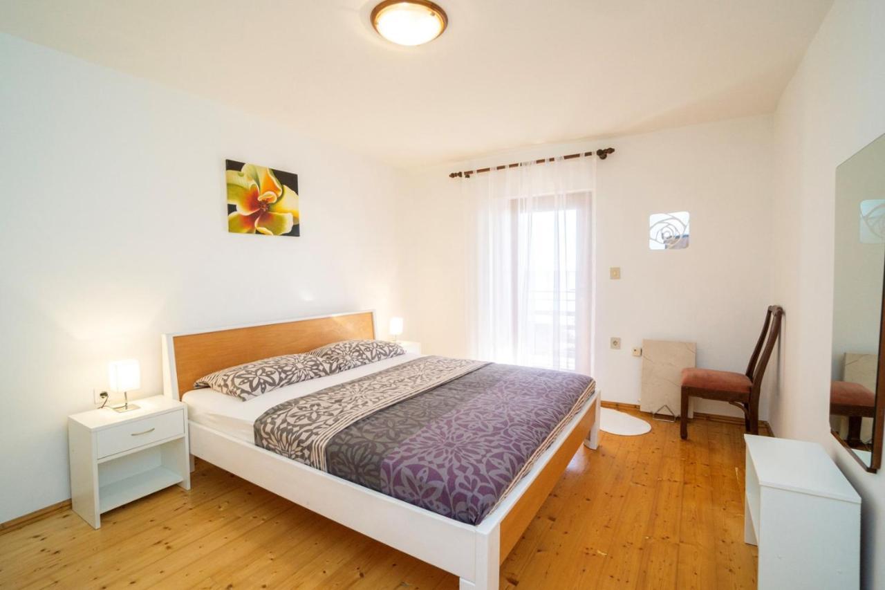 Apartment Nives Umag Exterior foto